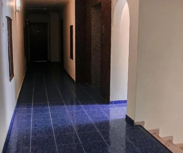 Best House Apart Hotel-2 3*